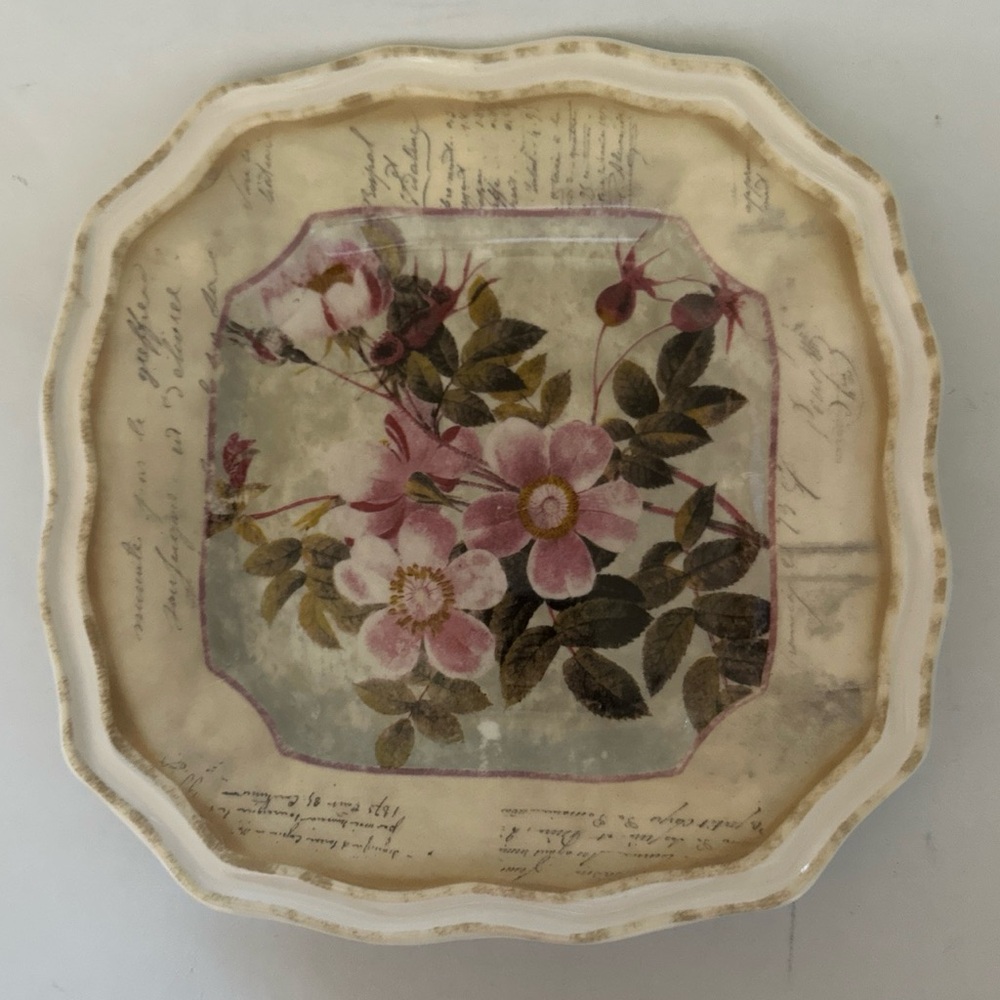Vintage Floral by 222 Fifth Scalloped Salad Plates